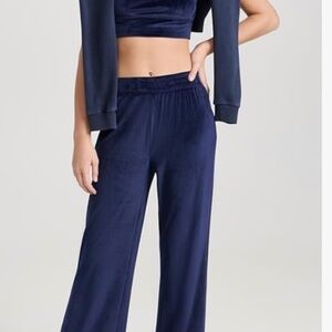 💙NWT Z Supply Flare Up Velour Deep Blue Lounge Set